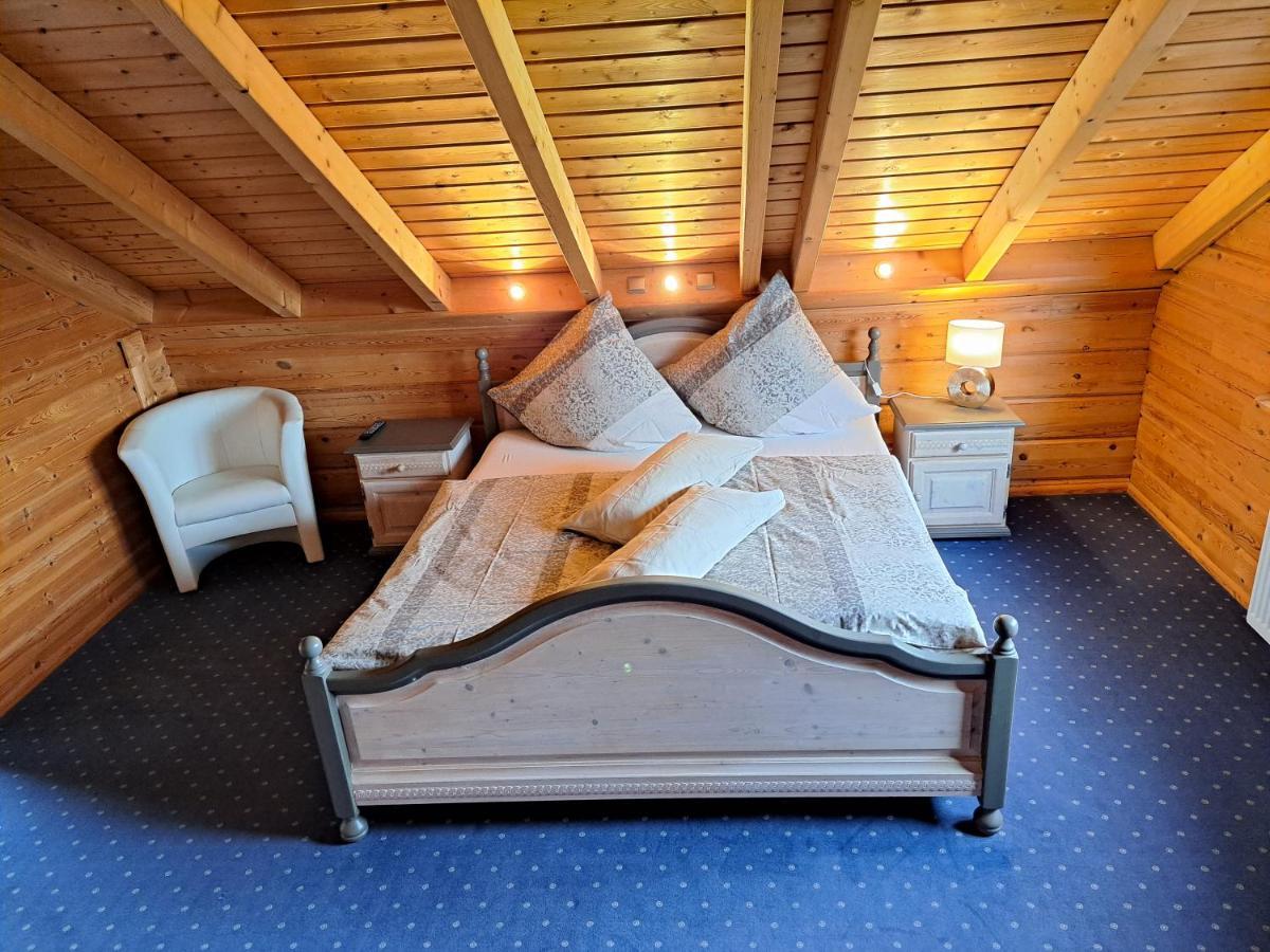 Steewer Landhaus Gemuetliche Ferienwohnung Bis 6 Pers In Ruhiger Ortsrandlage Stebach Extérieur photo